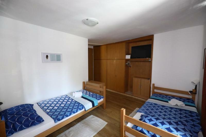 Odeon Apartment And Rooms غييكا المظهر الخارجي الصورة