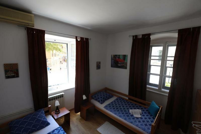 Odeon Apartment And Rooms غييكا المظهر الخارجي الصورة